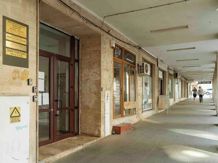 דירה בוקרשט Sunny Large Flat - Top Location - Charming Balcony